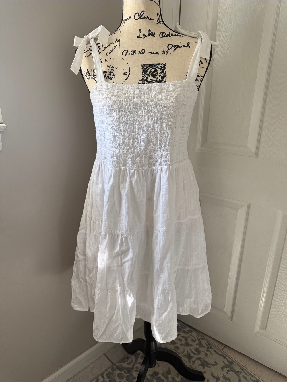 Primark Womenโs White Tie-Shoulder Sundress